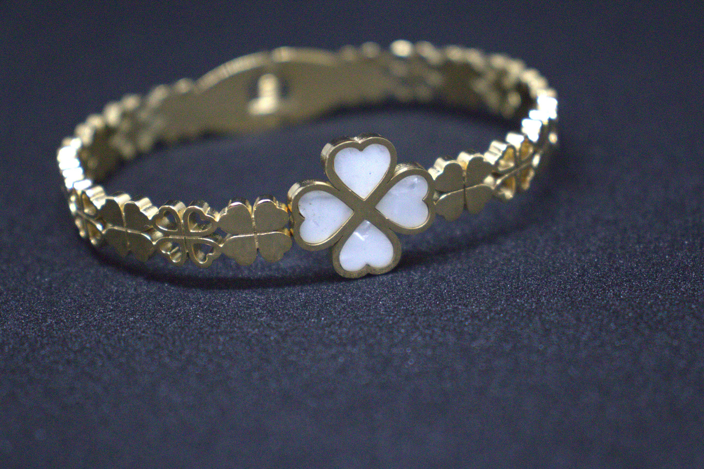 Kada Style Clover Bracelet