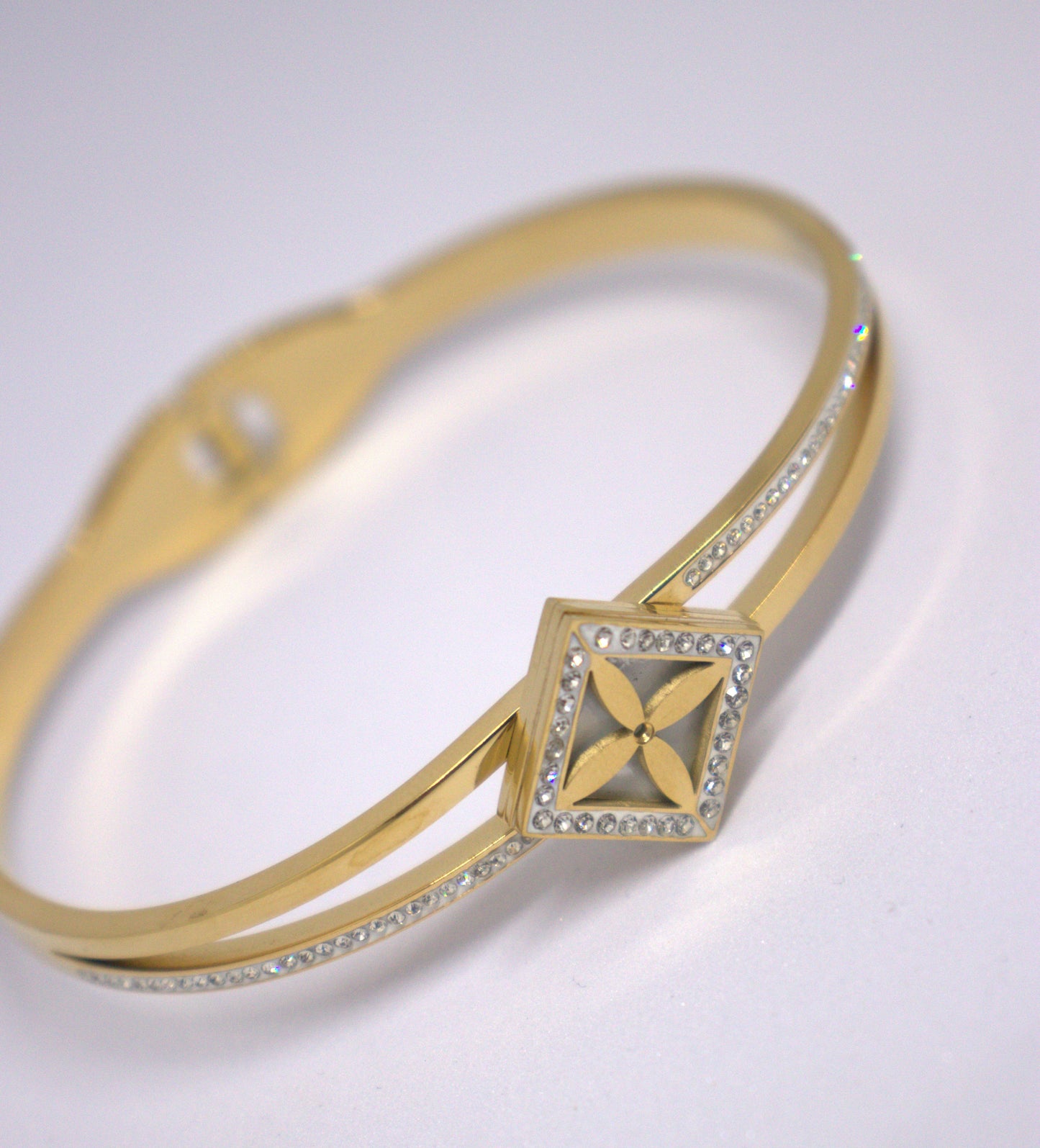 Square Elegant Bracelet Bangle Style