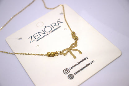 Stylish bow shaped pendent