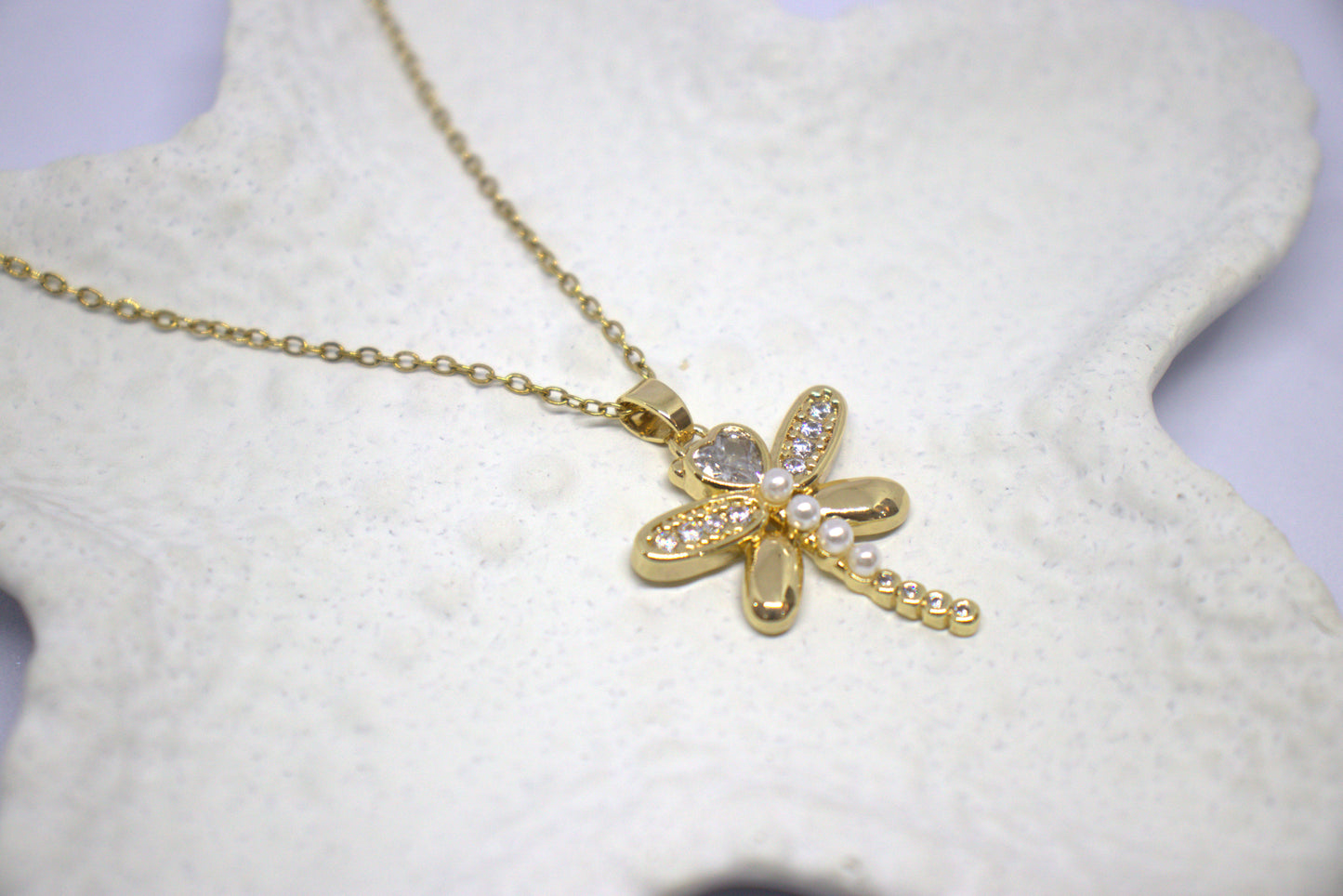 Classy New Pendent Gold