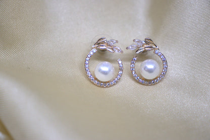 Queen Pearl Earrings