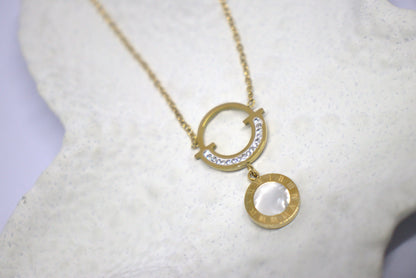 Elegant Golden Round Pendent