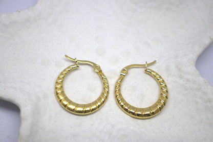Textura Golden Hoops