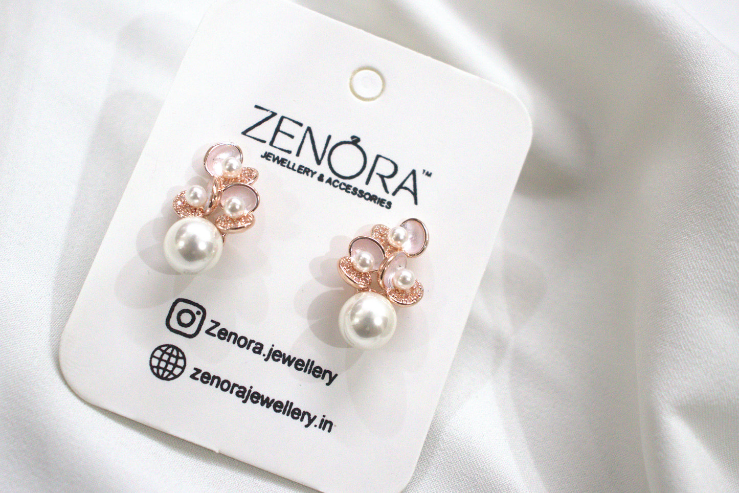 Pearl daily wear earrings